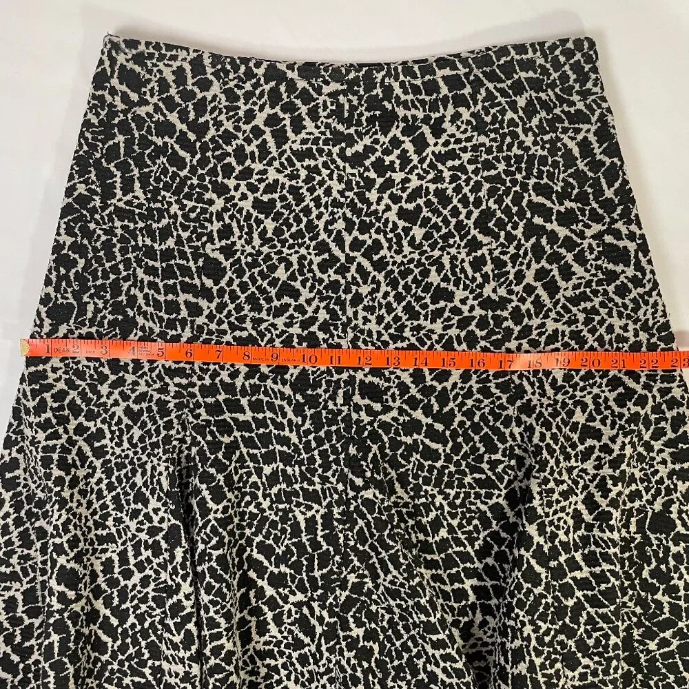 Susan Bristol Black and White Animal Print Swing Skirt Knee Length Size 12